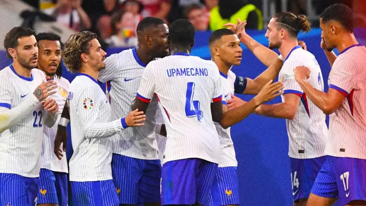 Francia consigue apretada victoria ante Austria en su presentación en la Eurocopa 2024