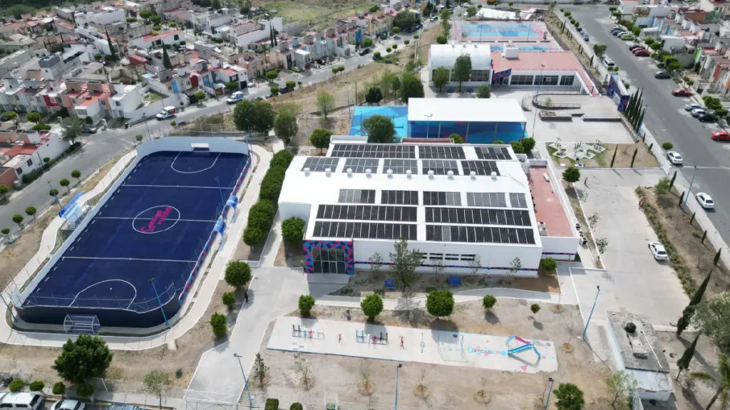 Ayutamiento de Puebla entrega rehabilitación del complejo multideportivo CAM Sur