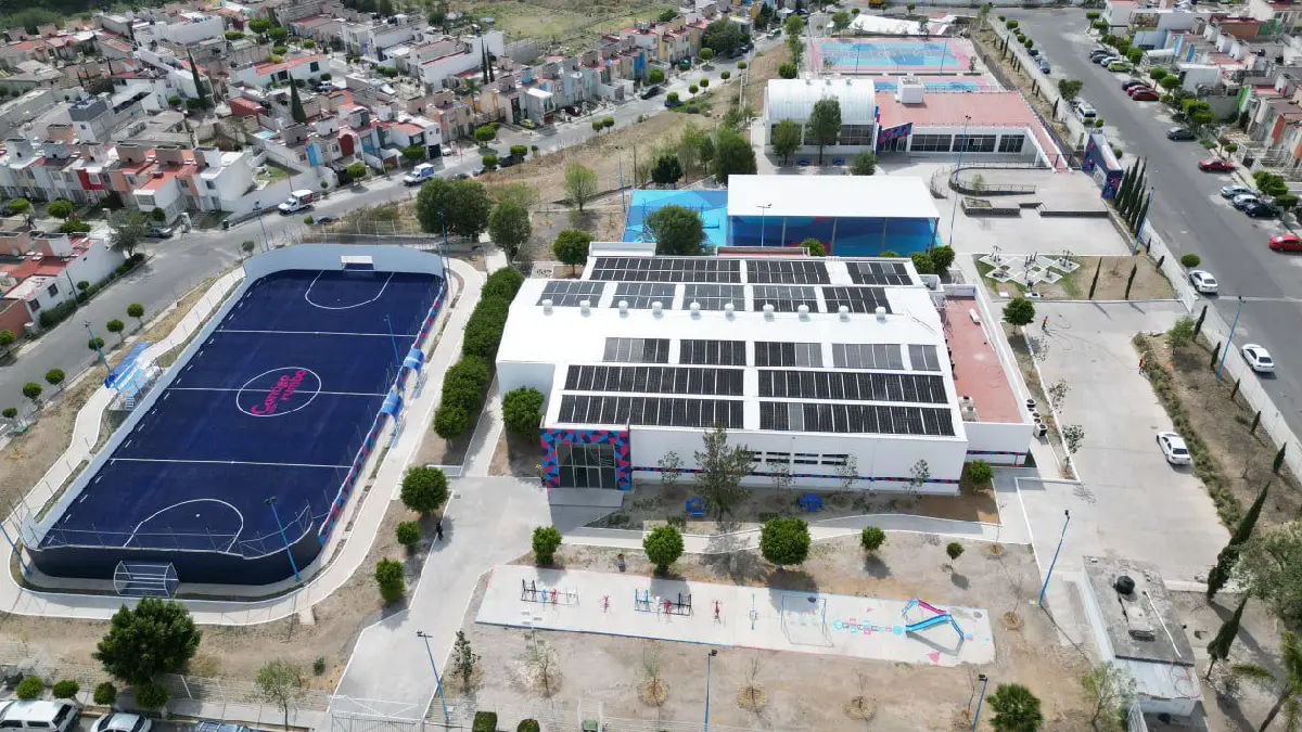 Ayutamiento de Puebla entrega rehabilitación del complejo multideportivo CAM Sur
