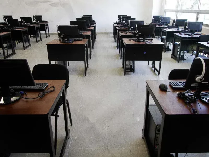 Gobierno de Puebla y Capcee anuncian construcción de 380 salones en escuelas del estado