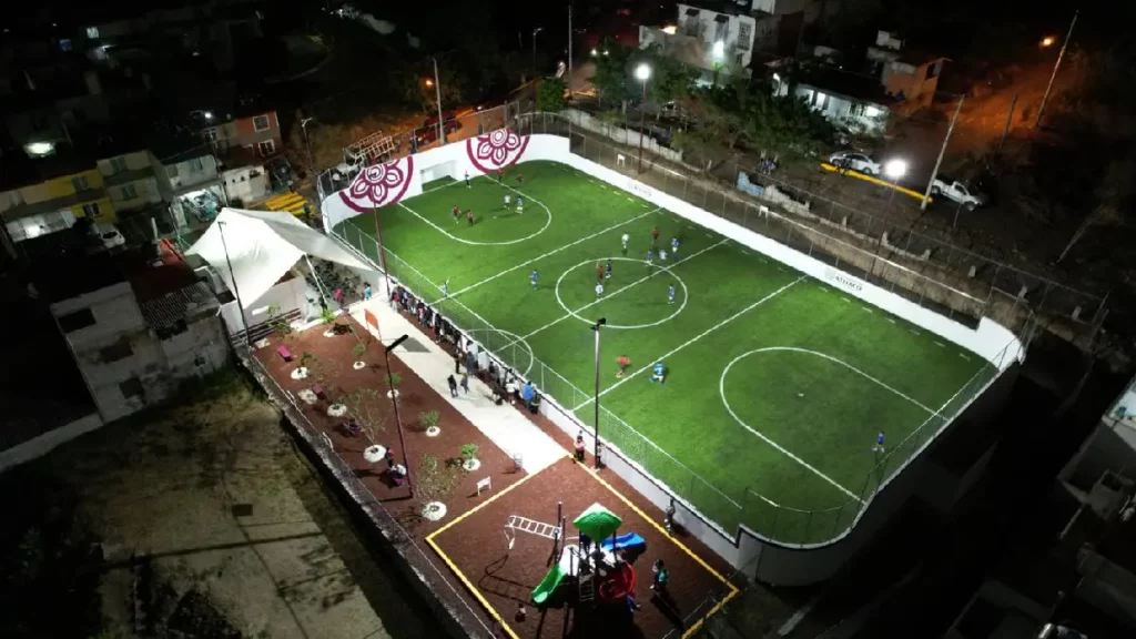 Ariadna Ayala rehabilita espacio deportivo en colonia El Cerril para disfrute de familias atlixquenses