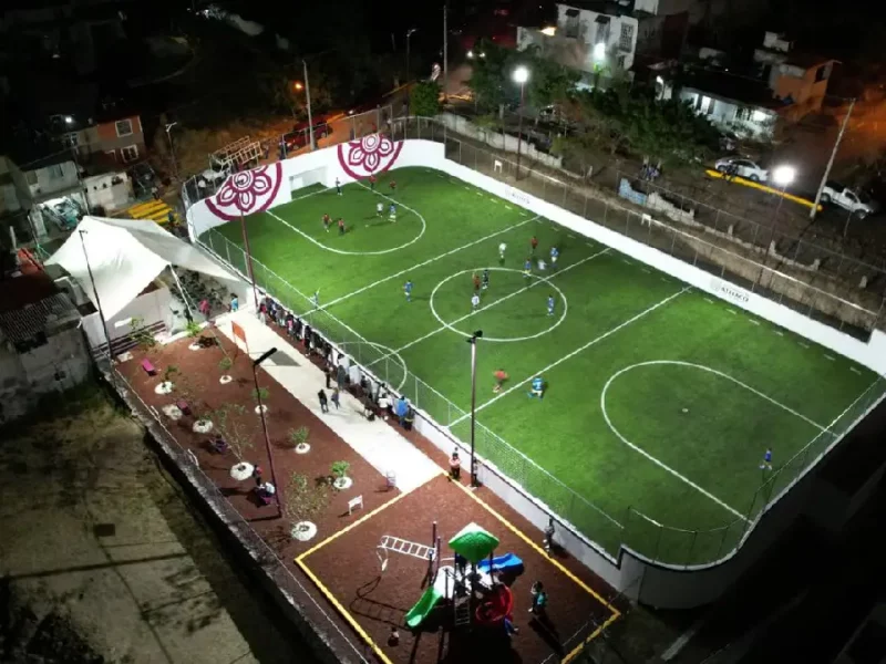 Ariadna Ayala rehabilita espacio deportivo en colonia El Cerril para disfrute de familias atlixquenses