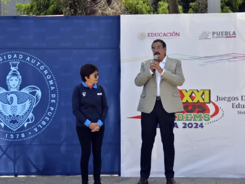 Entrega Rectora Lilia Cedillo uniformes a equipos representativos BUAP que participarán en JUDENEMS Puebla 2024