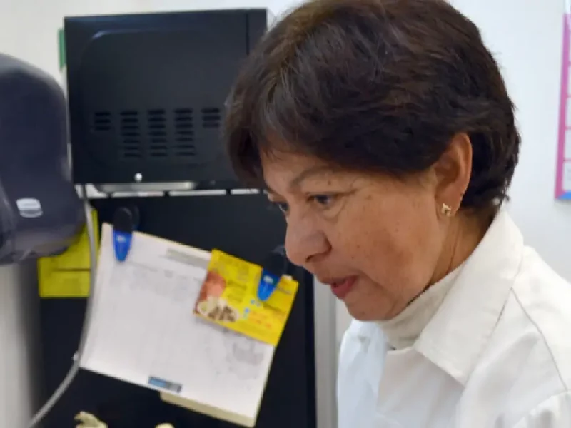 Ante la aparición de virus, como el de influenza aviar A H5N2, la Rectora Lilia Cedillo recomienda mantener calma y estar prevenidos