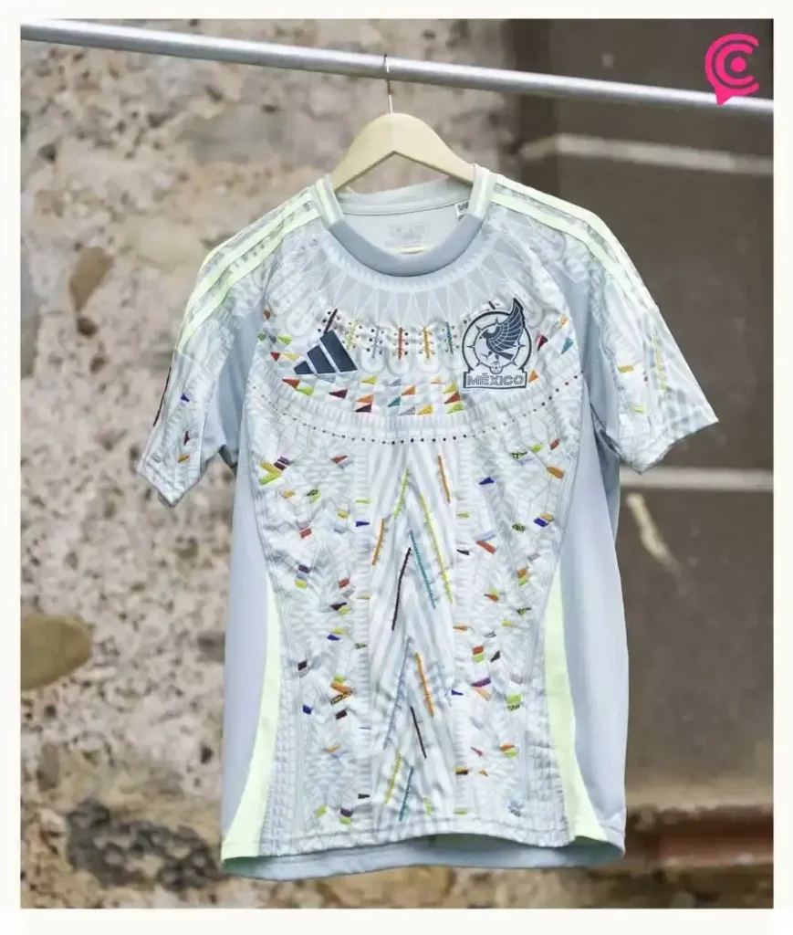 Artesanas poblanas hacen diseño especial del jersey de la Selección Mexicana 2024  