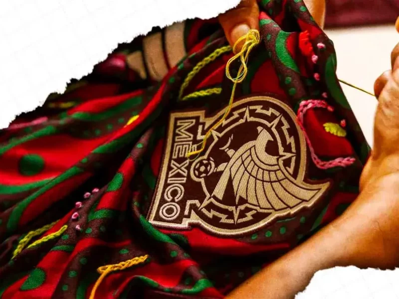 Artesanas poblanas hacen diseño especial del jersey de la Selección Mexicana 2024  