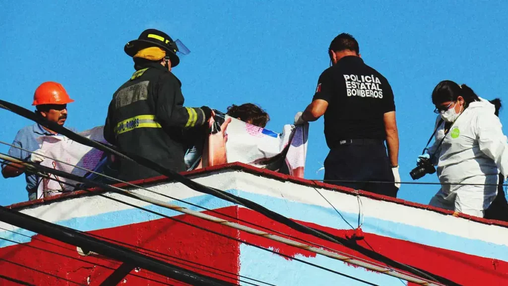 Joven de 15 años murió electrocutado en el techo de su casa en Bosques de Amalucan