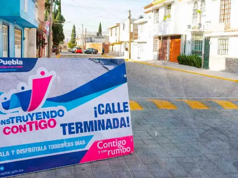 Hasta 2024, el Ayuntamiento de Puebla pavimentó 200 calles con el programa Construyendo Contigo 