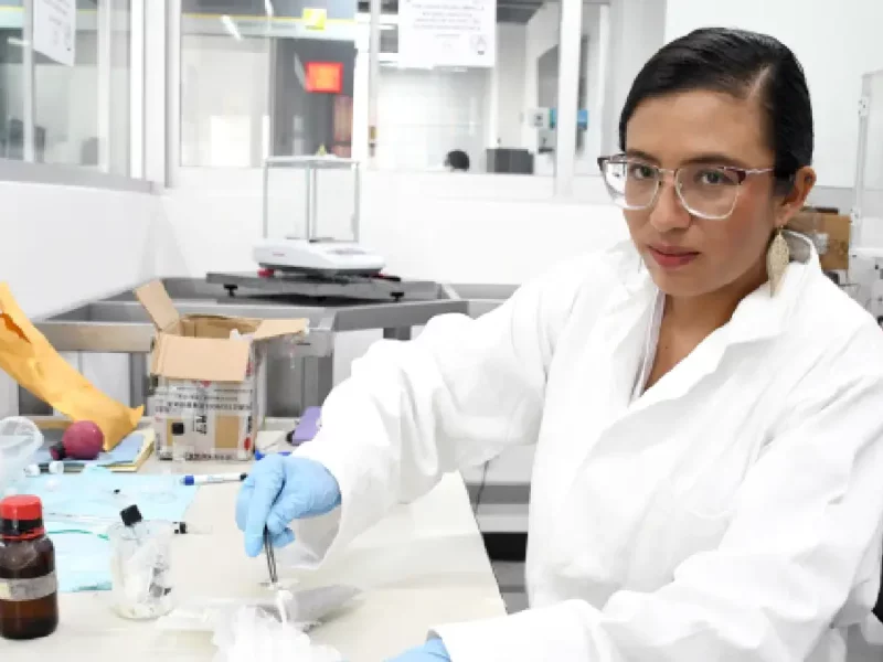 En la BUAP se crean esponjas biodegradables y nanofibras poliméricas para la regeneración ósea