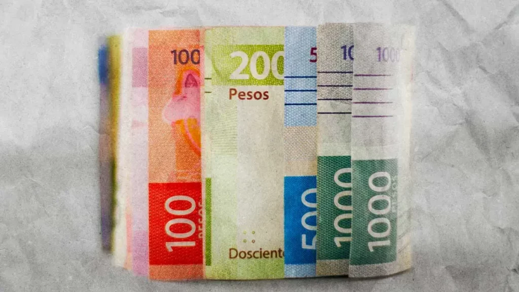 El poblano debe tener un sueldo de 12 mil 600 pesos para cubrir sus necesidades: INEGI
