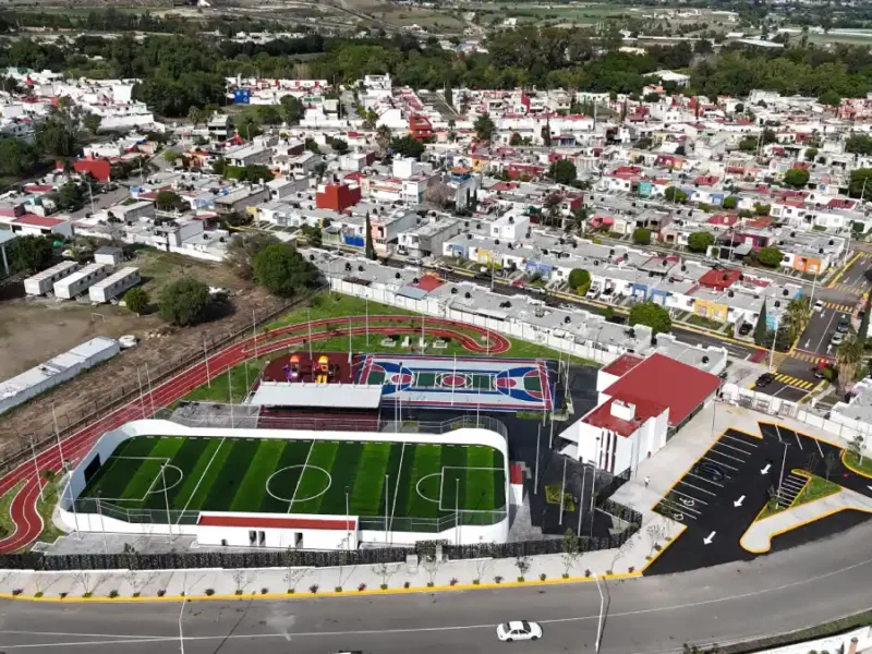 Impulsa gobierno de Puebla sana convivencia en la sociedad; inaugura multideportivo en Atlixco