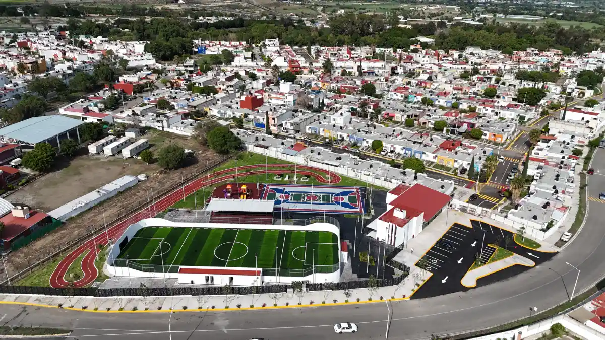 Impulsa gobierno de Puebla sana convivencia en la sociedad; inaugura multideportivo en Atlixco