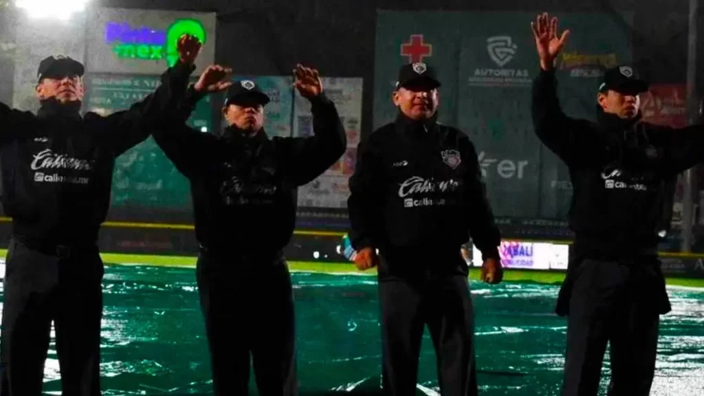 Por lluvias posponen primer juego entre Pericos de Puebla y Diablos Rojos del México  