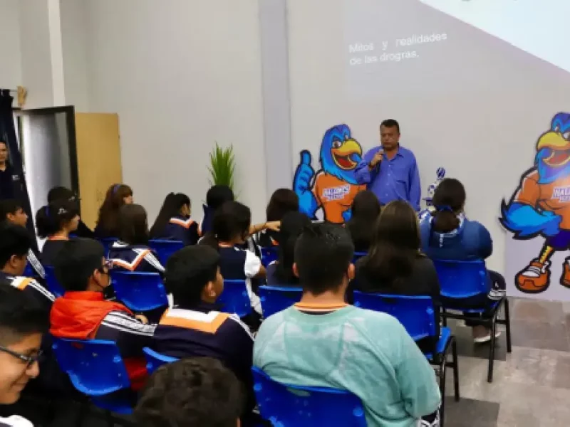 SMDIF Puebla se acerca a estudiantes para prevenir adicciones
