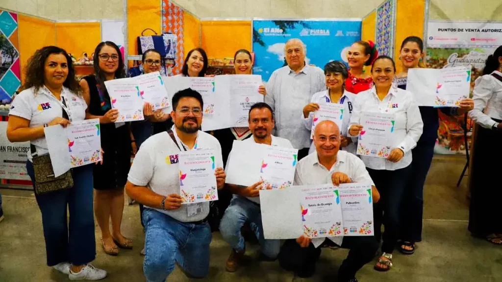 San Francisco, La Luz y El Alto recibieron nombramiento de Barrios Mágicos en Puebla