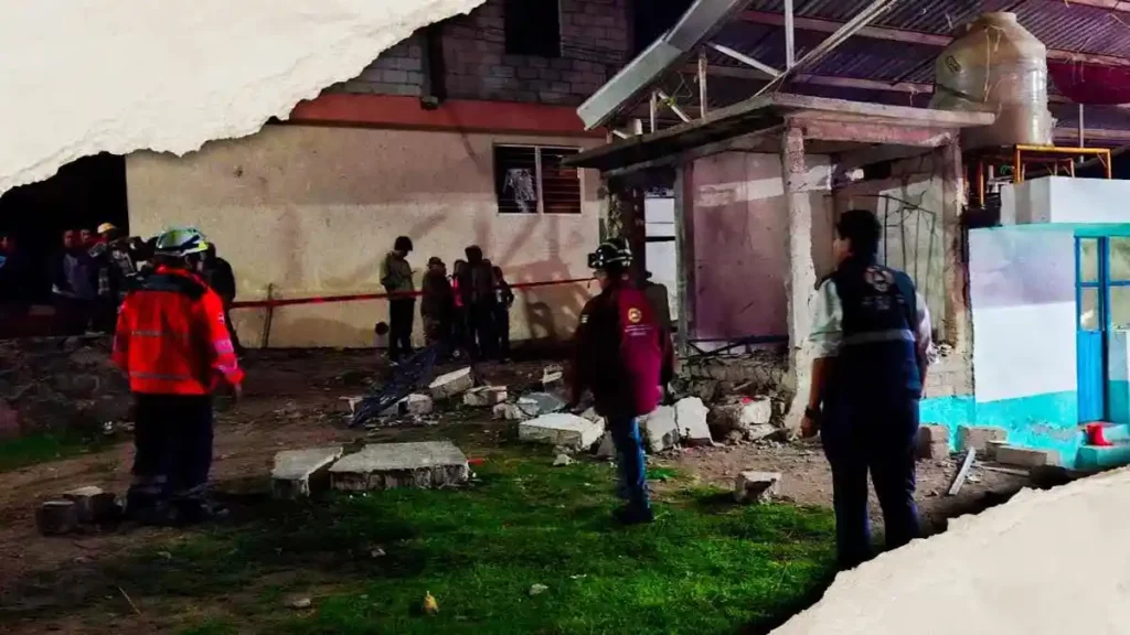 Explosión de fuegos pirotécnicos en Santo Tomás Chautla deja dos lesionados