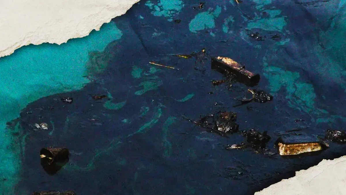 Reportan derrame de combustible en el río San Marcos en La Ceiba, Xicotepec