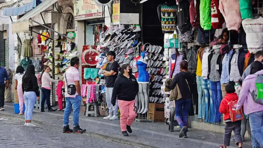 Ayuntamiento de Puebla dejará 250 ambulantes del Centro Histórico a la siguiente administración