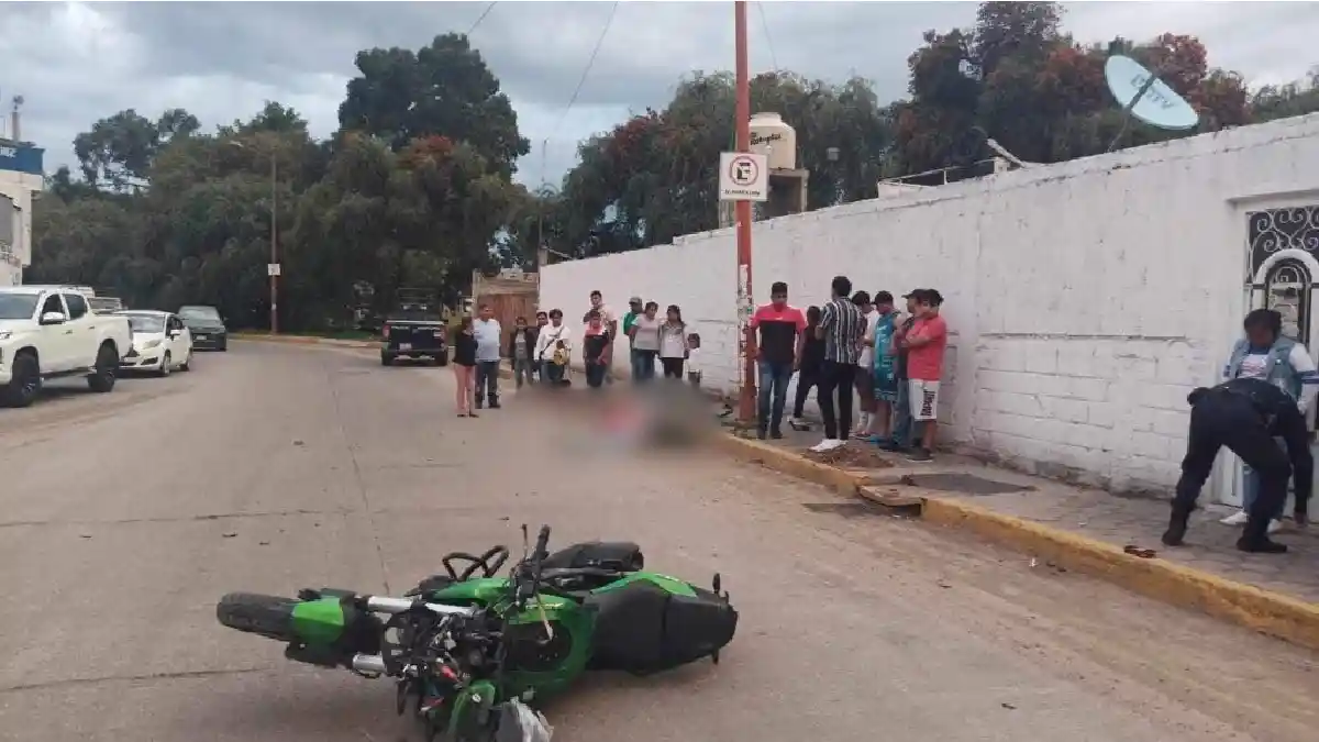 Murió motociclista y su pasajera resultó herida de gravedad durante accidente en San Martín Texmelucan
