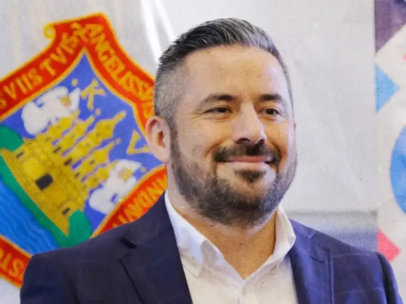 Encuesta coloca a Adán Domínguez entre los 15 alcaldes mejor evaluados del país