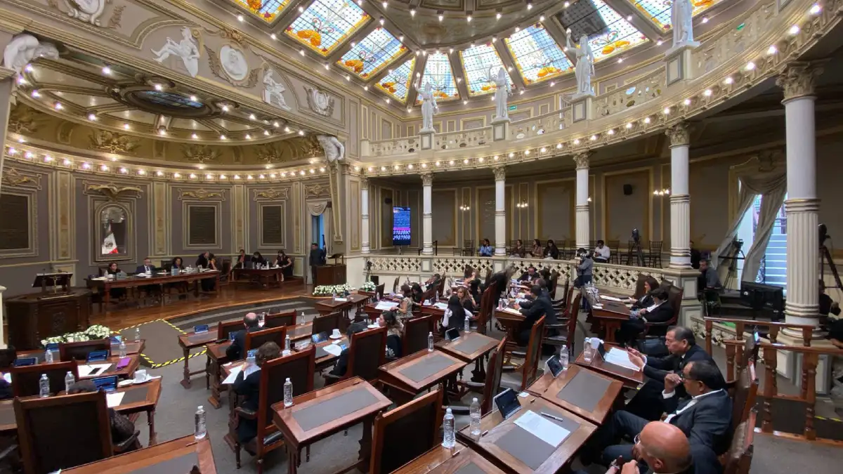 Aprueban en el Congreso sustitución de presidencias, secretarías y vocalías de diversas Comisiones y Comités