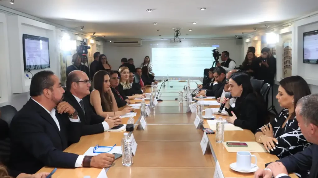 Aprueba en Congreso exhorto para que alcalde de Puebla evite uso de imagen de menores