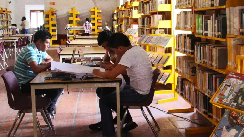 Niños atlixquenses a leer con "Mis vacaciones en la biblioteca"