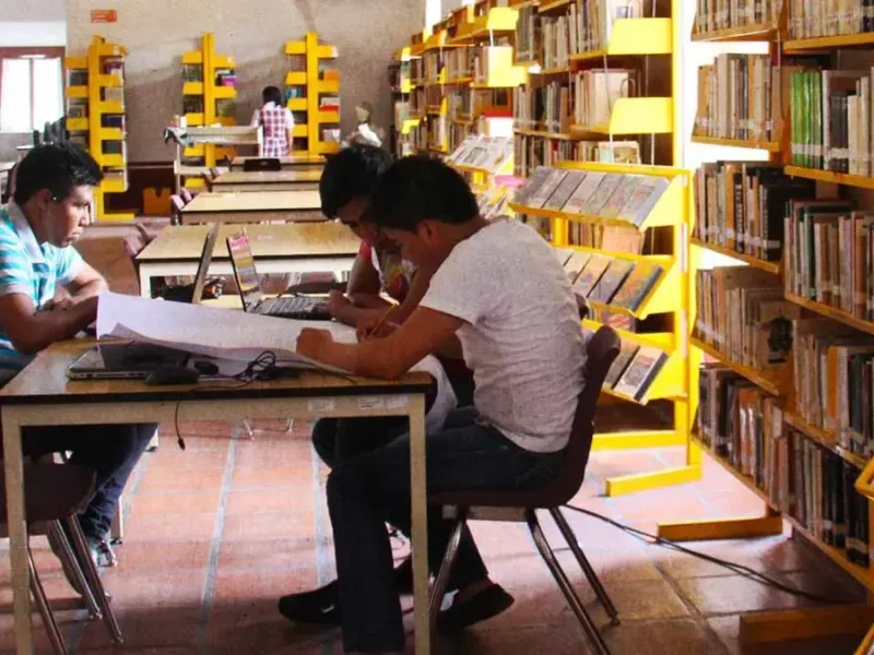 Niños atlixquenses a leer con "Mis vacaciones en la biblioteca"