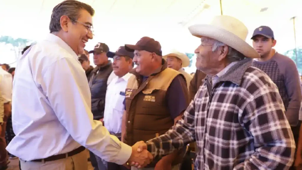 En Tepeyahualco, progreso y bienestar son consolidados: Sergio Salomón