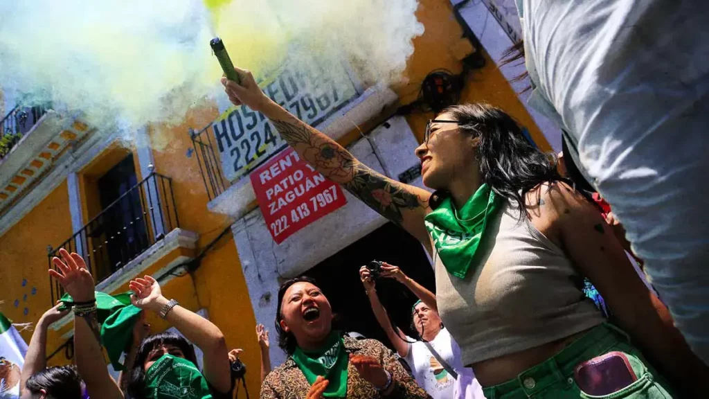 Despenalizan el aborto en Puebla; es el decimocuarto estado en México en legalizarlo