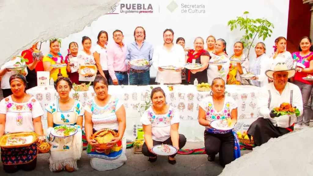 Asiste al Festival del Chile en Nogada 2024 en San Nicolás de los Ranchos 