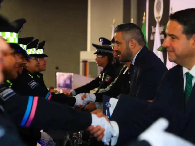 Secretaría de seguridad ciudadana se refuerza con la graduación de 69 nuevos policías