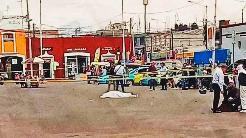 Hombre murió por paro cardíaco en el zócalo de Huejotzingo