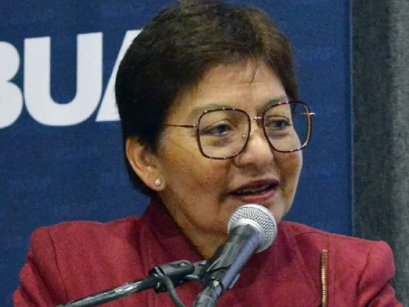 Bachillerato Internacional 5 de Mayo forma mejores seres humanos: Rectora María Lilia Cedillo Ramírez