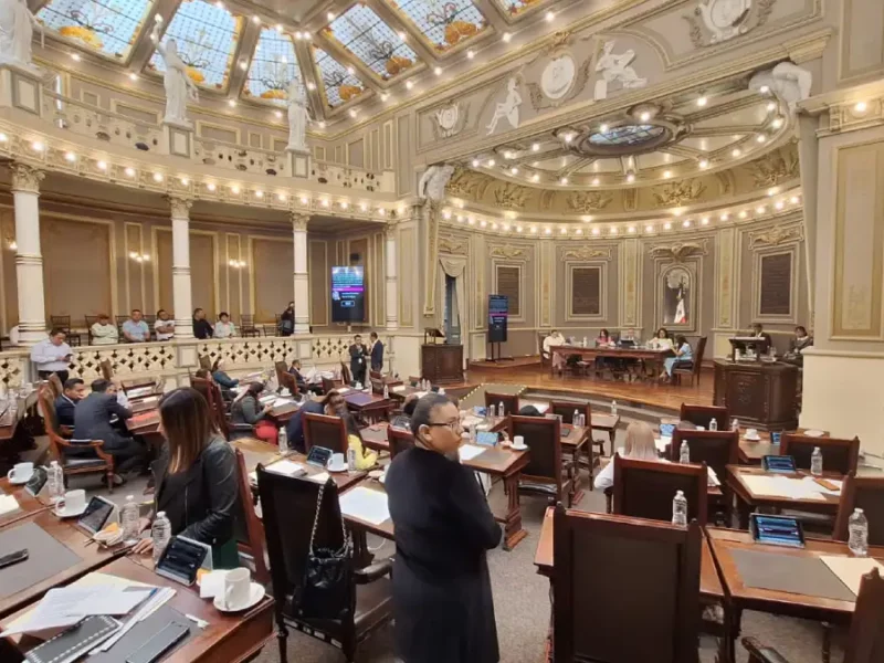 Recibe Congreso iniciativa sobre recolección de medicamentos caducos en contenedores seguros