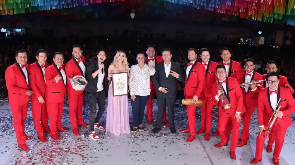 Recuerdos, emoción y baile: La Sonora Santanera puso a bailar a todos en la Feria de Atlixco 2024