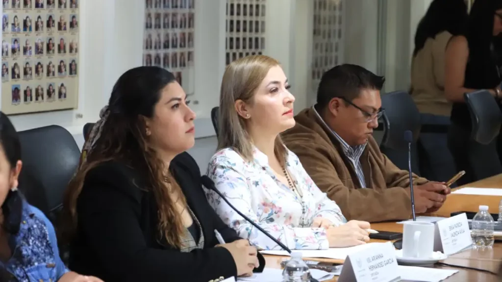 Aprueban en Comisión del Congreso reformas para prevenir violencia en el noviazgo