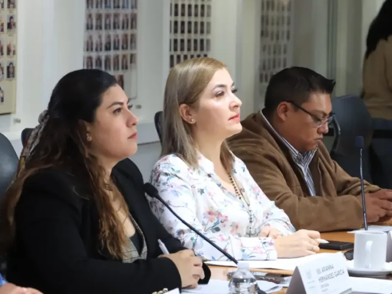 Aprueban en Comisión del Congreso reformas para prevenir violencia en el noviazgo