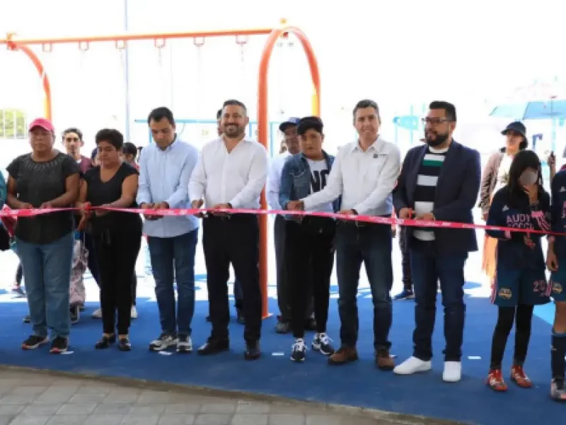 Gobierno municipal de Puebla inaugura canchas deportivas en San Jeronimo Caleras