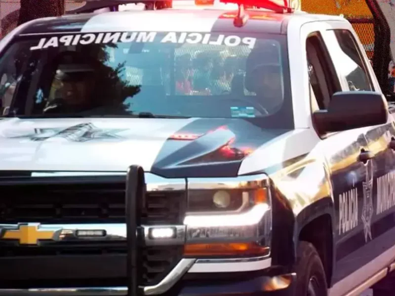 Recuperación de auto robado, dos detenidos por fraude y robo logra policía de Atlixco