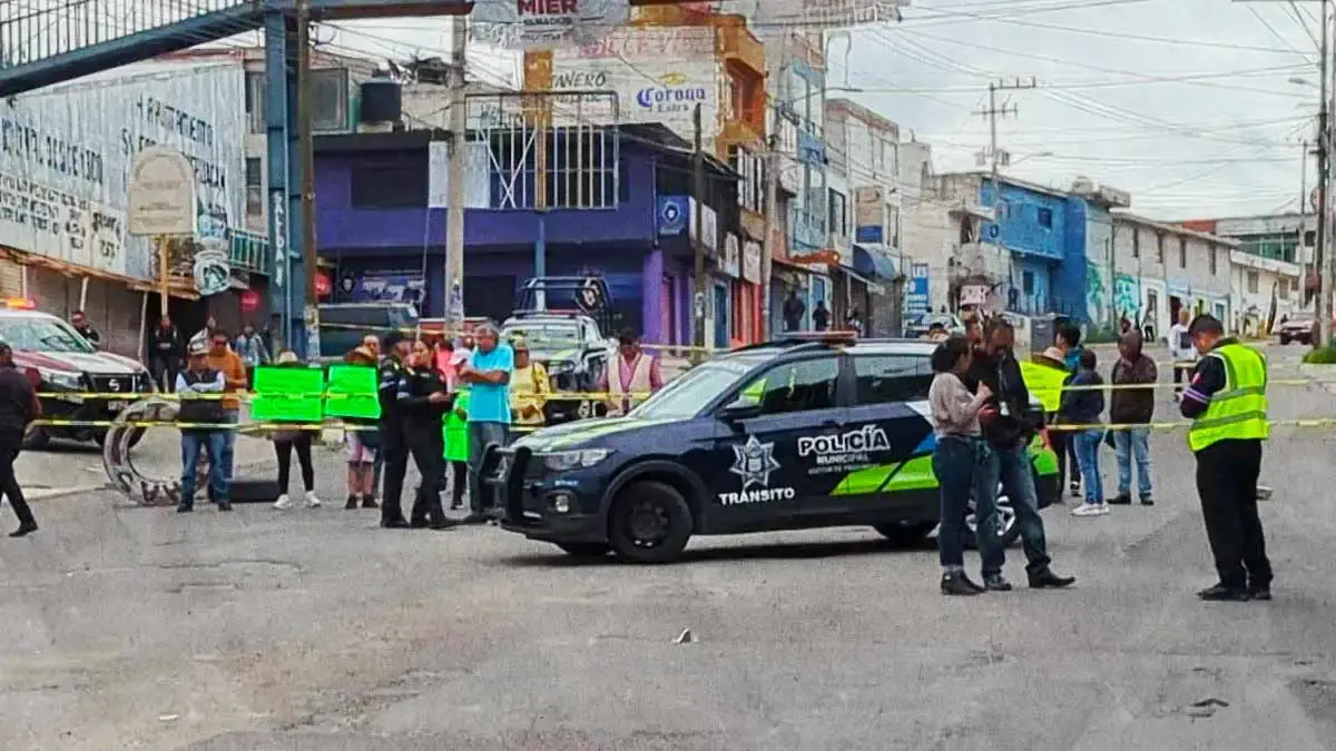 Manifestantes bloquean la carretera a Valsequillo por casi tres horas; exigen mejoras en transporte público 