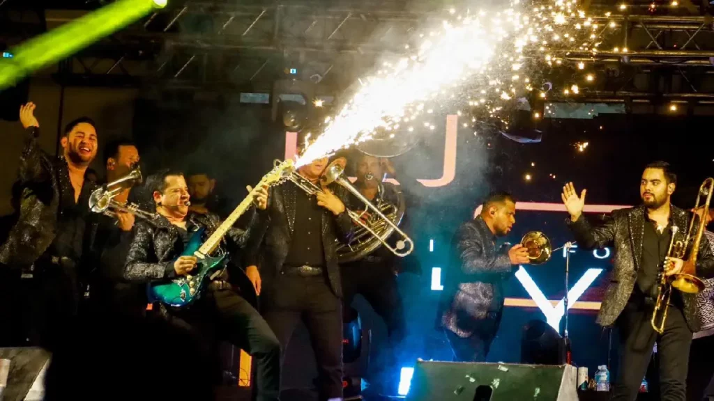 Lleno total en la Feria de Atlixco 2024 con la presentación de "El Yaki y El Juanma"