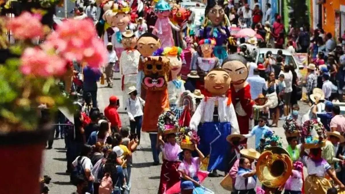 Únete a las tradiciones de Atlixco y sé parte del desfile de mojigangas 2024