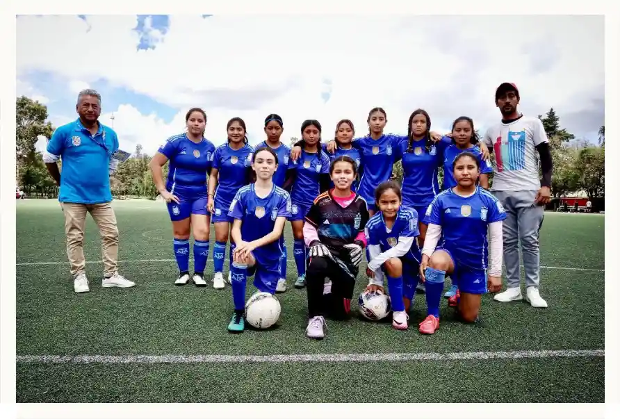 Alumnos de la Escuela de Iniciación Deportiva de Fútbol de Huejotzingo destacan en torneo copa franja 2024