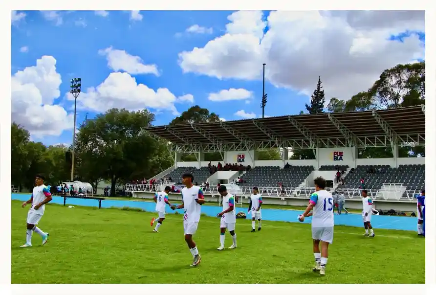 Alumnos de la Escuela de Iniciación Deportiva de Fútbol de Huejotzingo destacan en torneo copa franja 2024