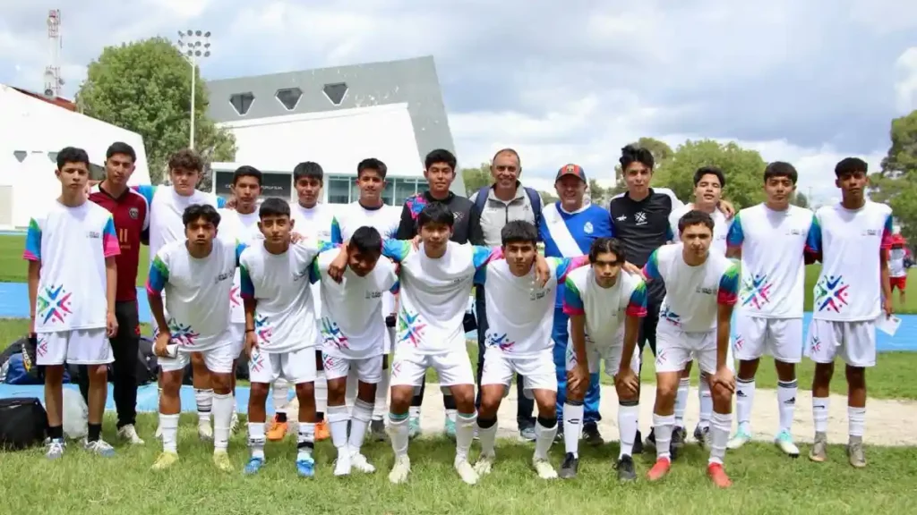Alumnos de la Escuela de Iniciación Deportiva de Fútbol de Huejotzingo destacan en torneo copa franja 2024