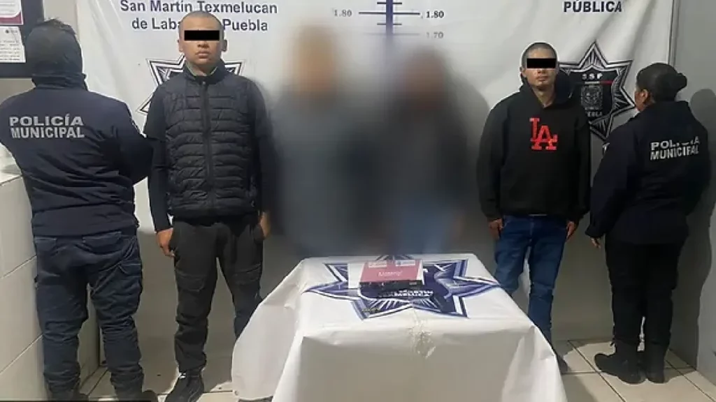 La SSP de San Martín Texmelucan capturó a 4 personas por portación ilegal de un arma de fuego