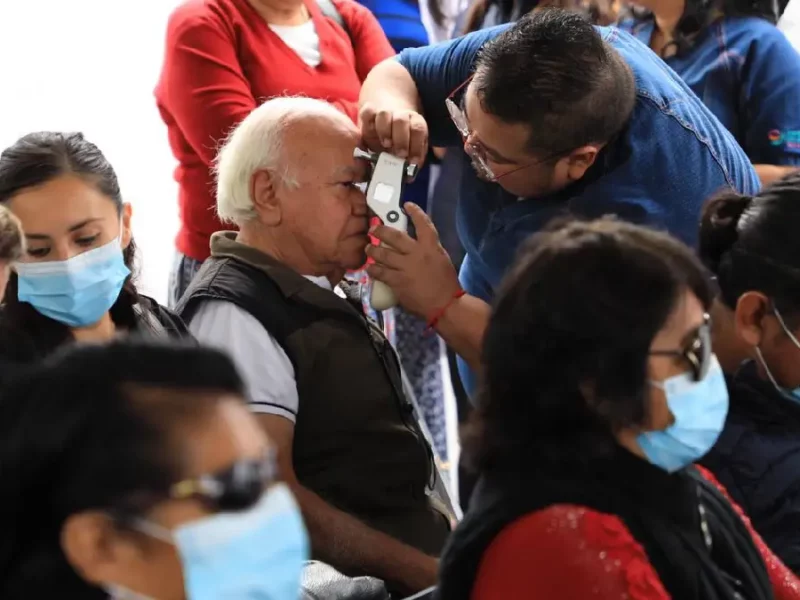 Ayuntamiento de Puebla cierra "Contigo veremos más" con más de mil 200 cirugías