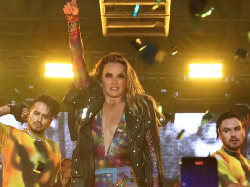 Cierre espectacular de la Feria de Atlixco 2024, con la presentación estelar de María José
