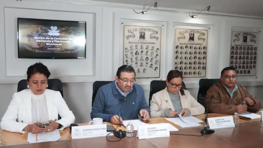 Avala Comisión del Congreso enajenación de predios para Banco del Bienestar, Educación e IMSS